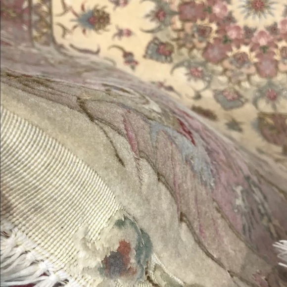 Fine Persian Tabriz - Elegant 5’x 7’ Silk & Wool - Picture 3 of 8